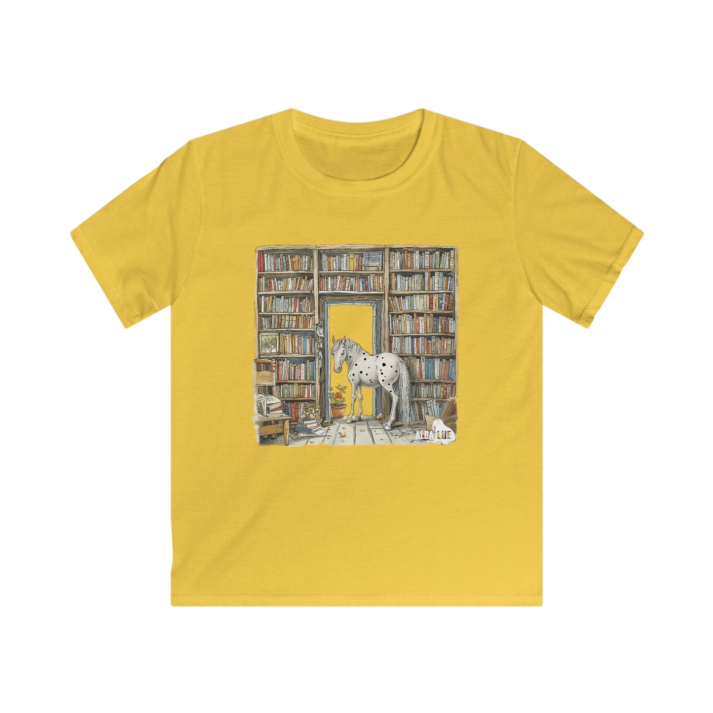 Horse in a Library - kids T-shirt